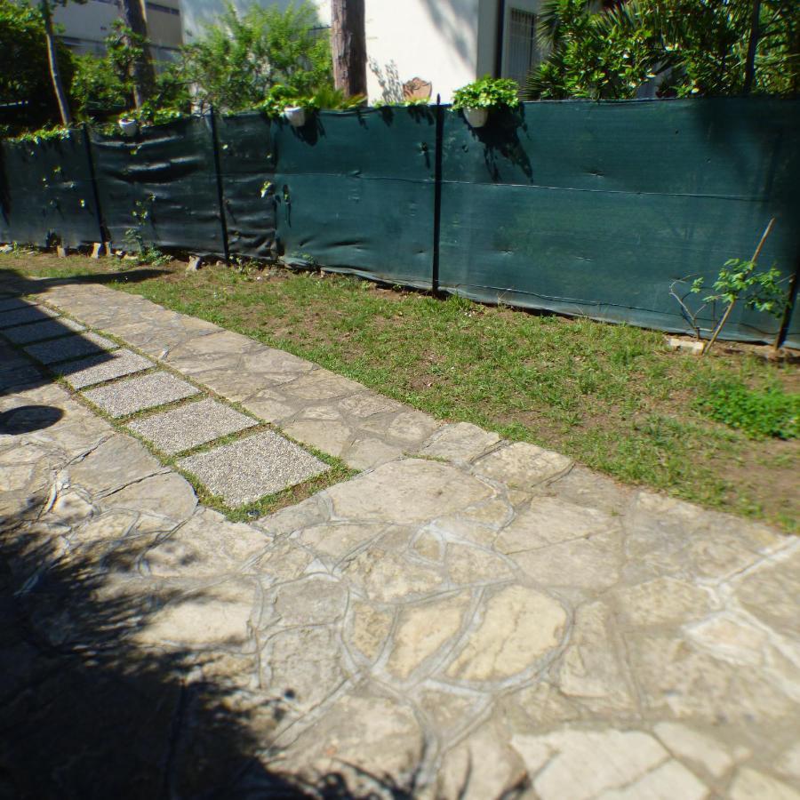 Villetta Anna Tirrenia Exterior foto